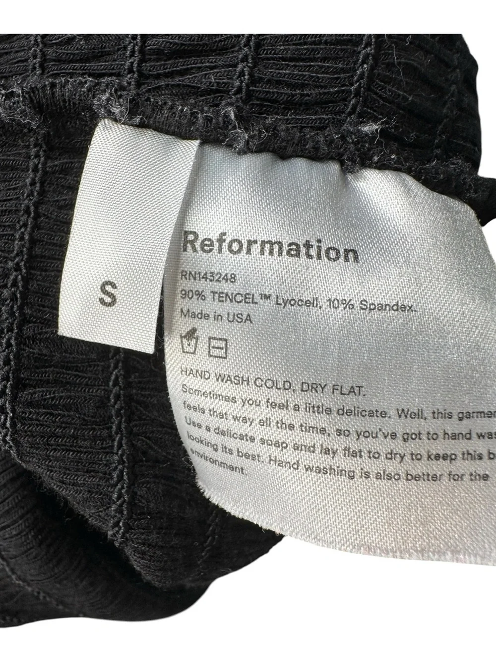 Reformation stretchy black
